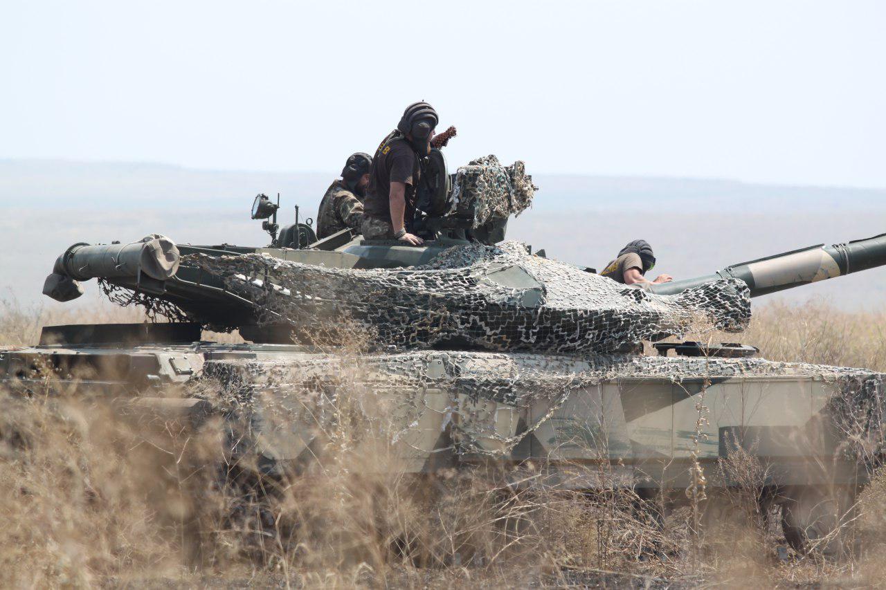 НАВЧАННЯ ТАНКОВОЇ РОТИ