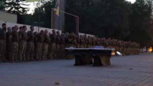 В ПОЛКУ АЗОВ ПОПРОЩАЛИСЯ З ПОБРАТИМОМ ВАТСОНОМ, ЯКИЙ ГЕРОЇЧНО ЗАГИНУВ, РЯТУЮЧИ ЛЮДИНУ