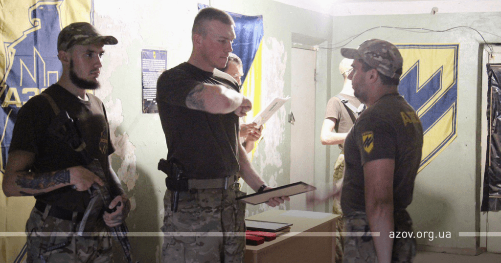 Азовці отримали почесні нагороди за високі досягнення на передовій