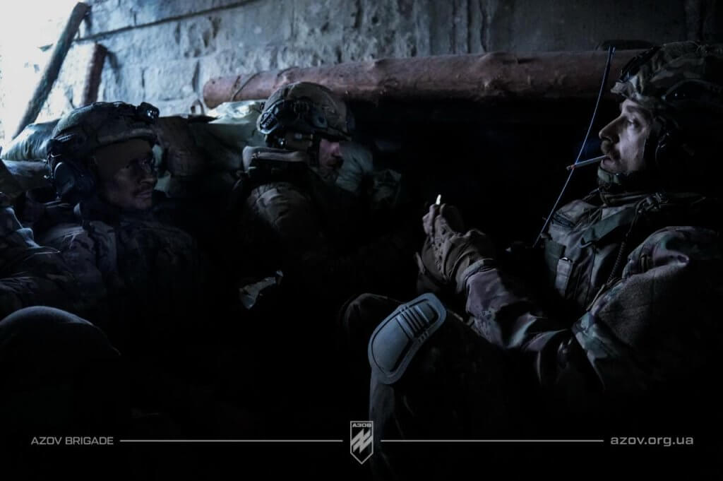 Фото з передових позицій піхоти 12-ої бригади «Азов»НГУ на Торецькому напрямку
