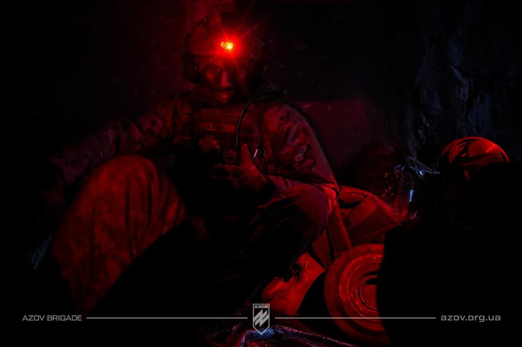 Фото з передових позицій піхоти 12-ої бригади «Азов»НГУ на Торецькому напрямку