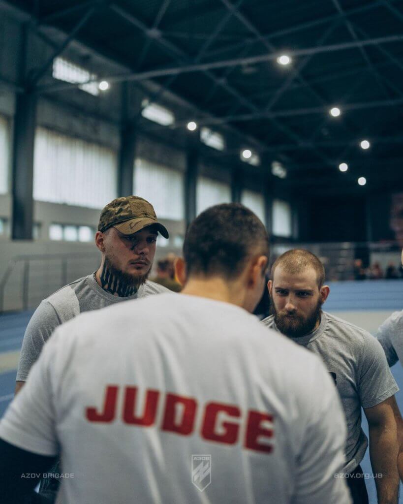 Бійці бригадної артилерійської групи представили 12-ту бригаду «Азов» в масштабних зимових змаганнях з кросфіту BANDA Christmas Battle