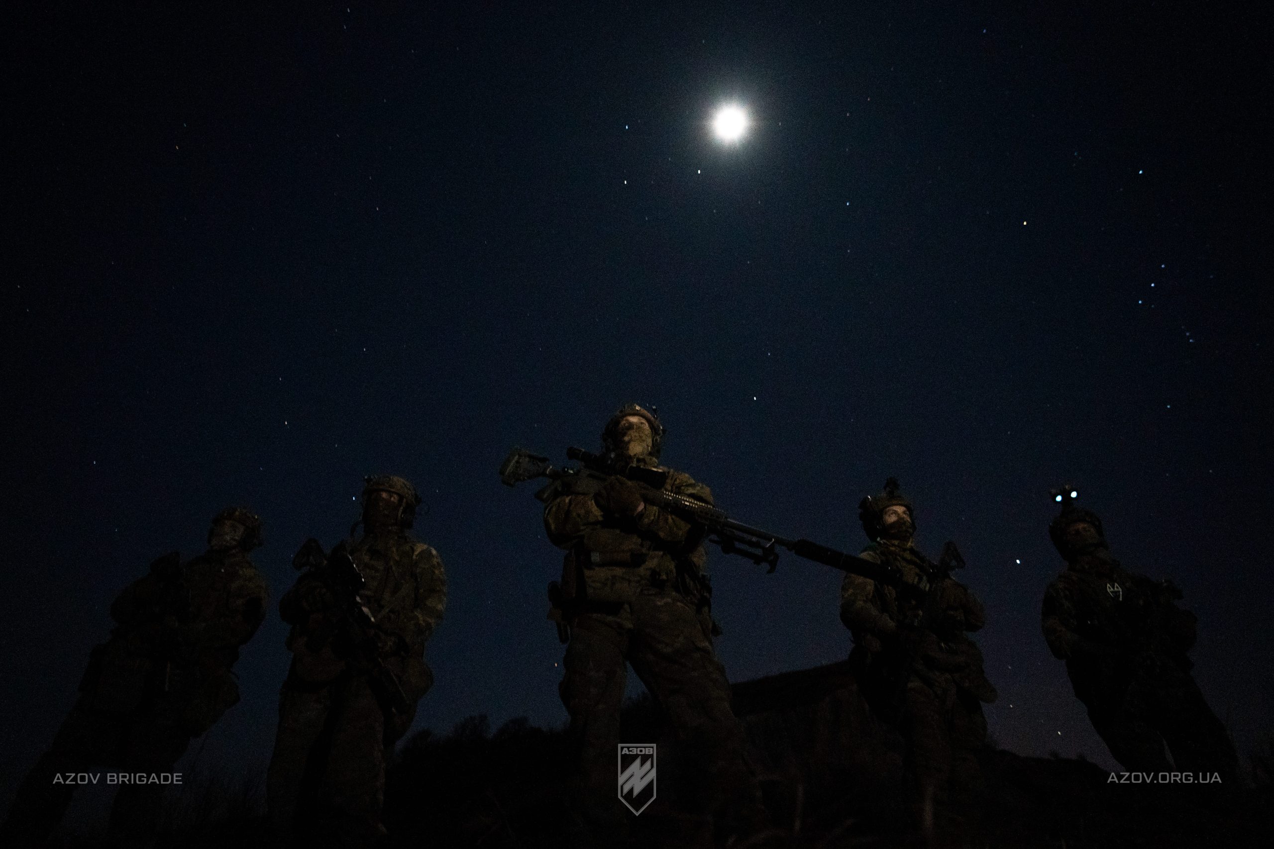 бійці загону снайперів 12-ої бригади спеціального призначення «Азов»