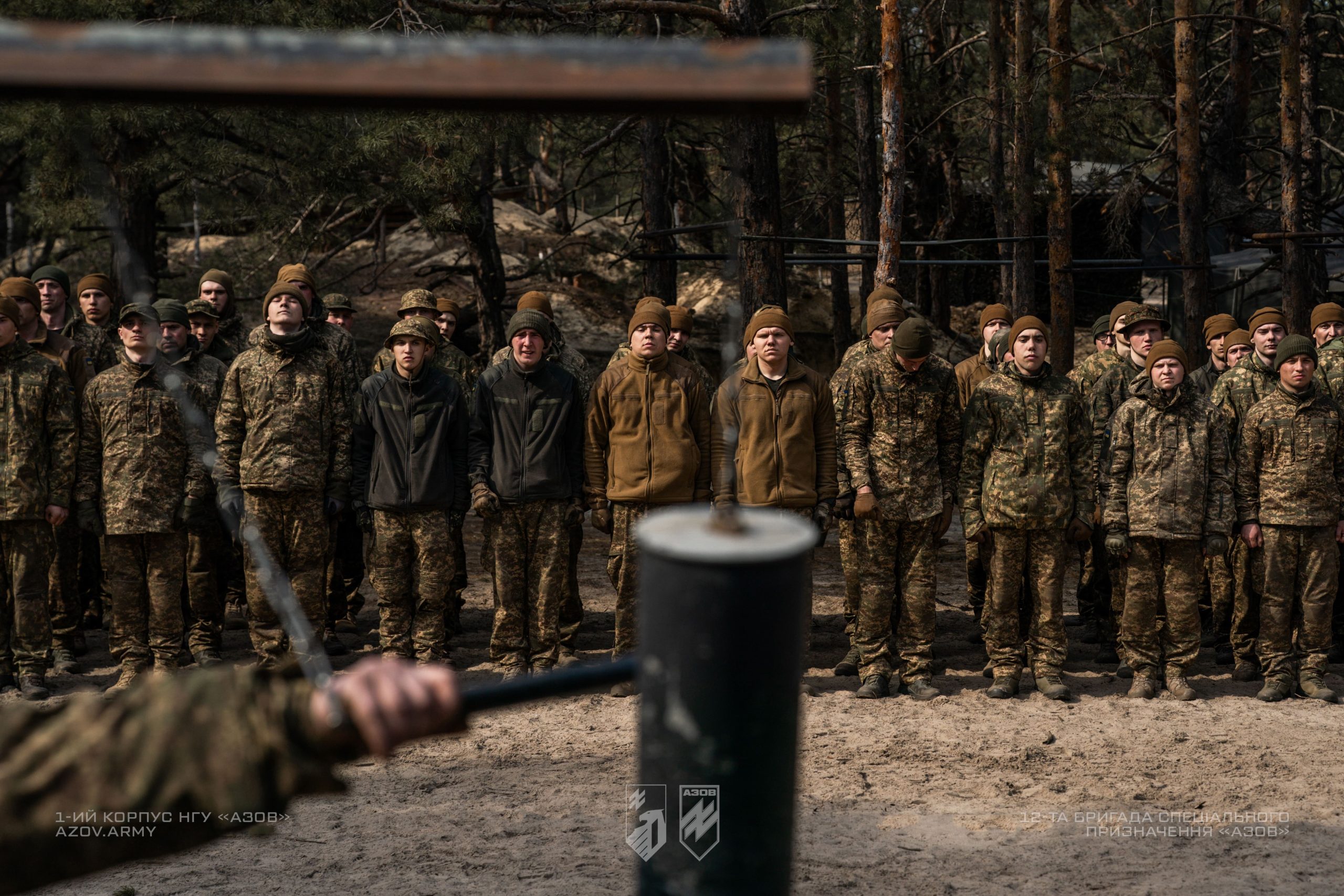 На світлинах – рекрути 12-ої бригади спеціального призначення «Азов» у складі 1-го корпусу НГУ «Азов» проходять випробування «нульового» дня БКБП.