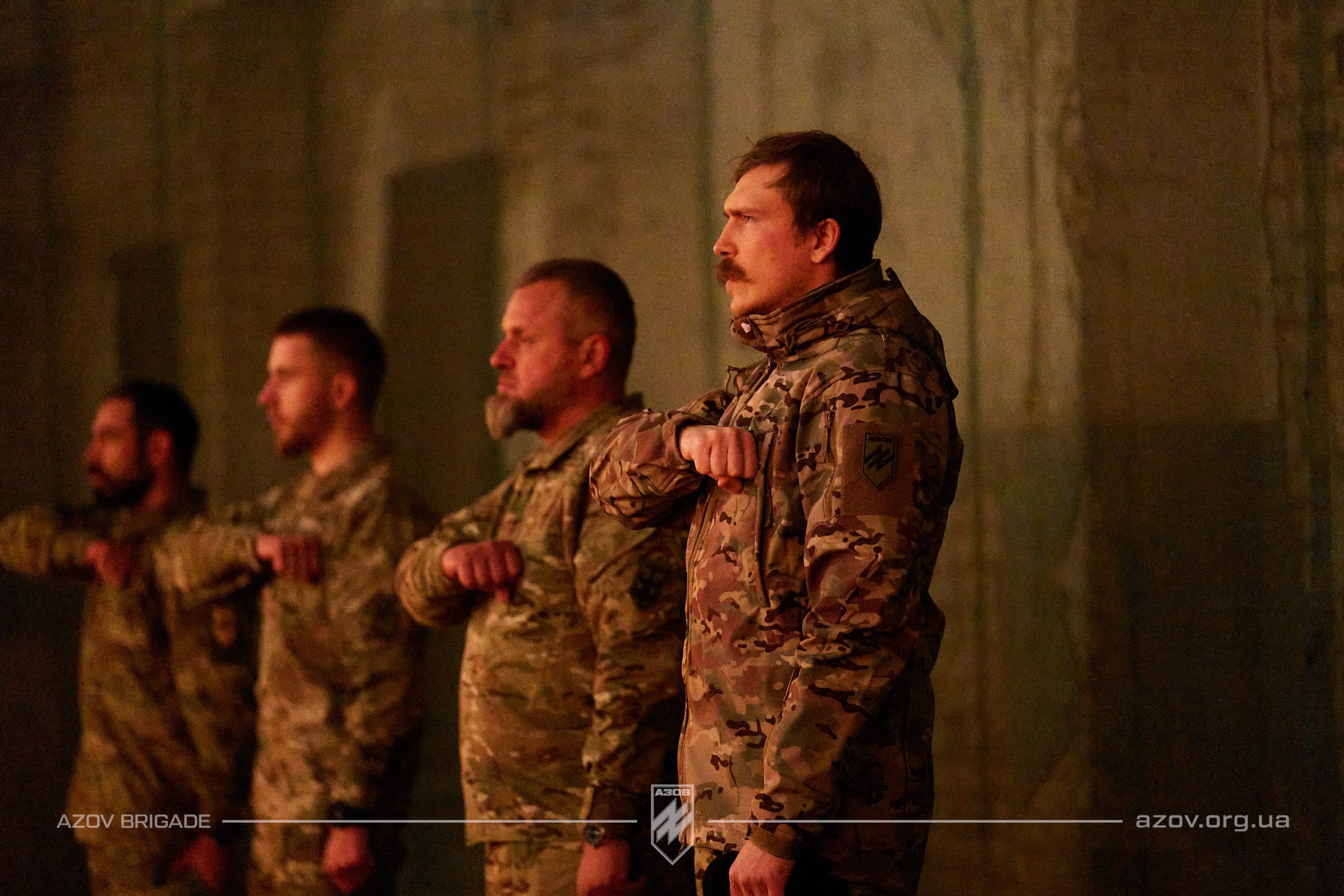 Інтернаціональний батальйон 12-ої бригади «Азов» отримав бойову хоругву.