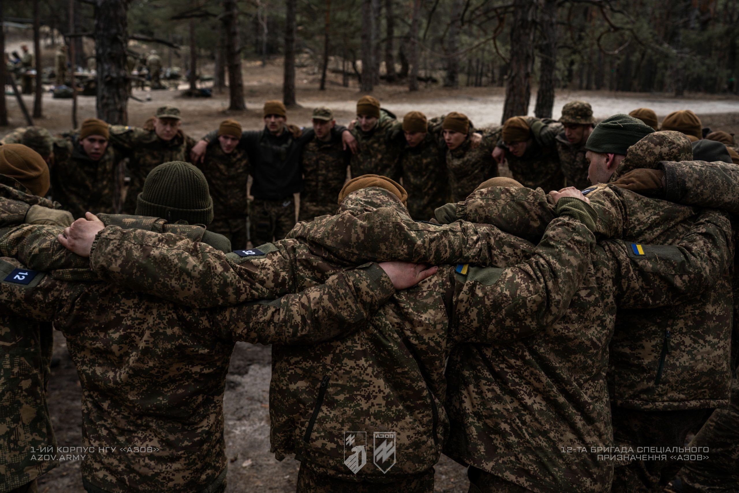 На світлинах – рекрути 12-ої бригади спеціального призначення «Азов» у складі 1-го корпусу НГУ «Азов» проходять випробування «нульового» дня БКБП.