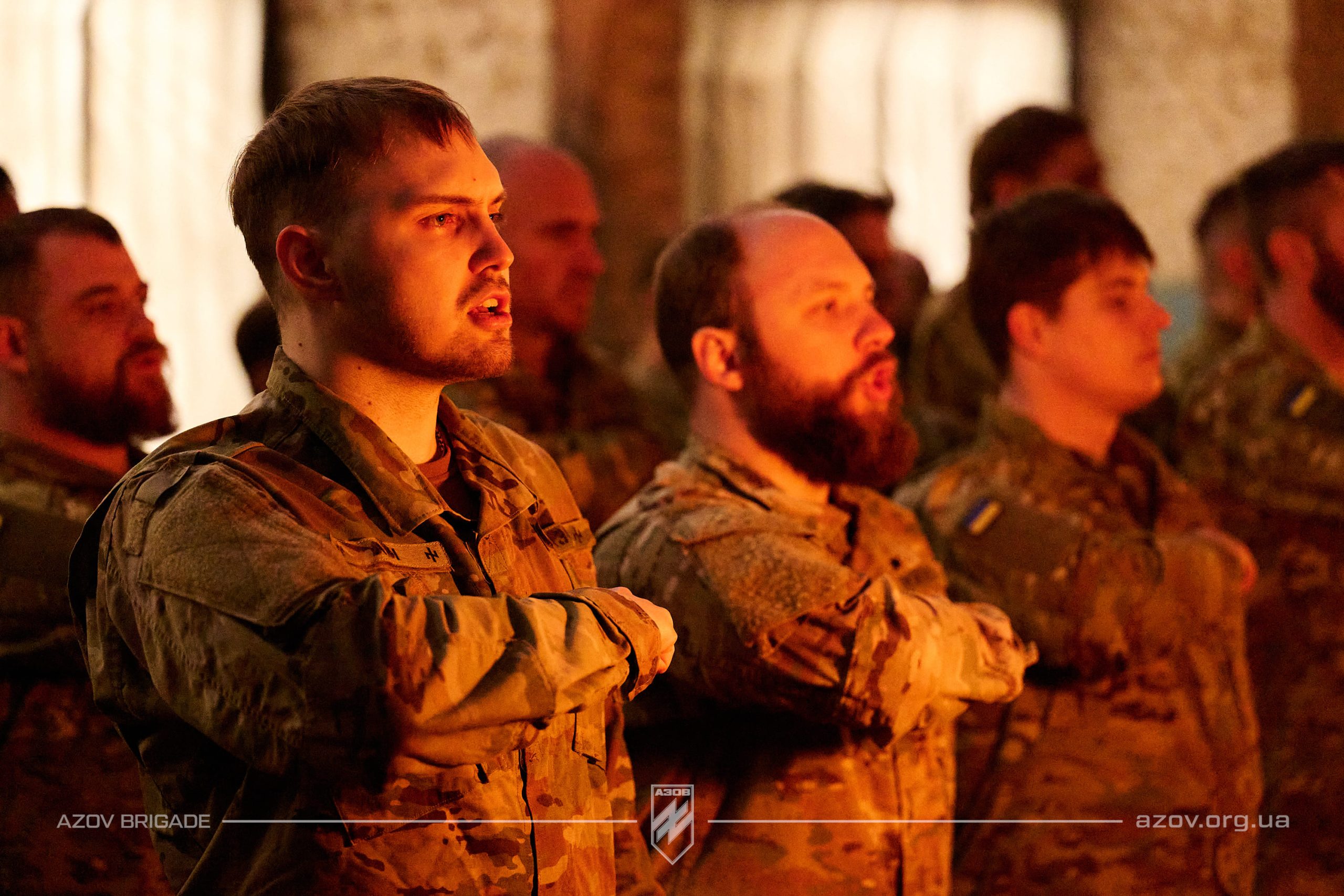 Інтернаціональний батальйон 12-ої бригади «Азов» отримав бойову хоругву.