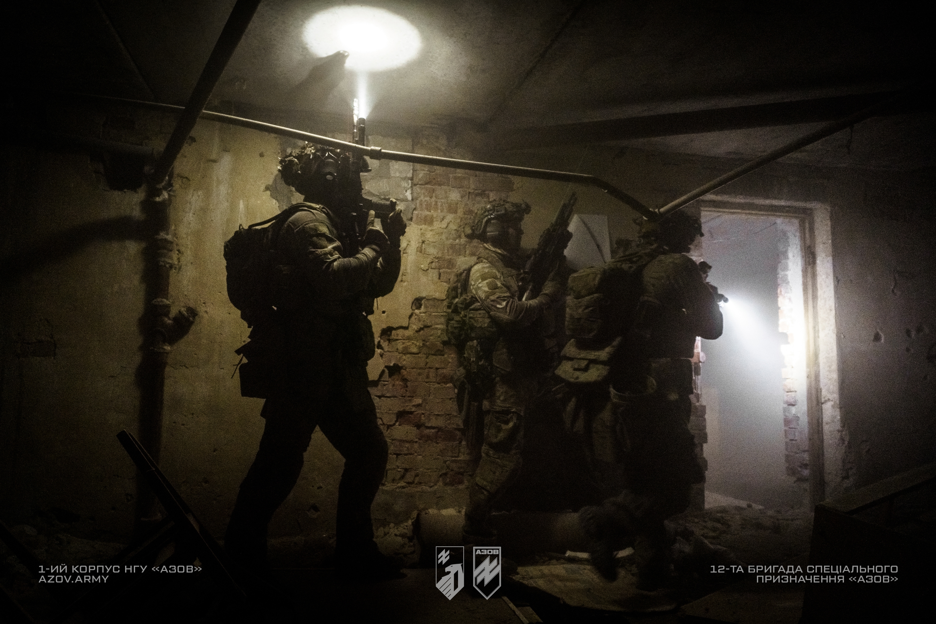 На світлинах – тренування 1-ї бойової групи загону розвідки спеціального призначення 12-ї бригади «Азов». 