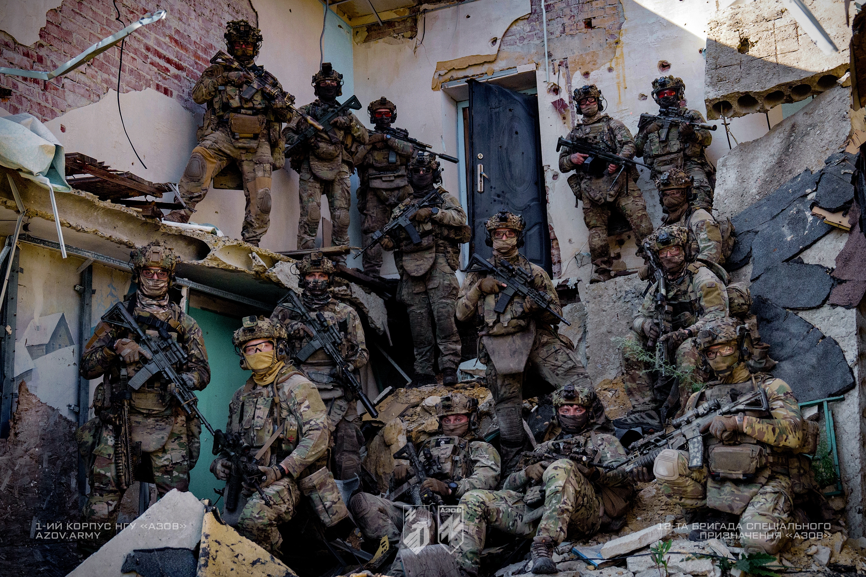 На світлинах – тренування 1-ї бойової групи загону розвідки спеціального призначення 12-ї бригади «Азов». 