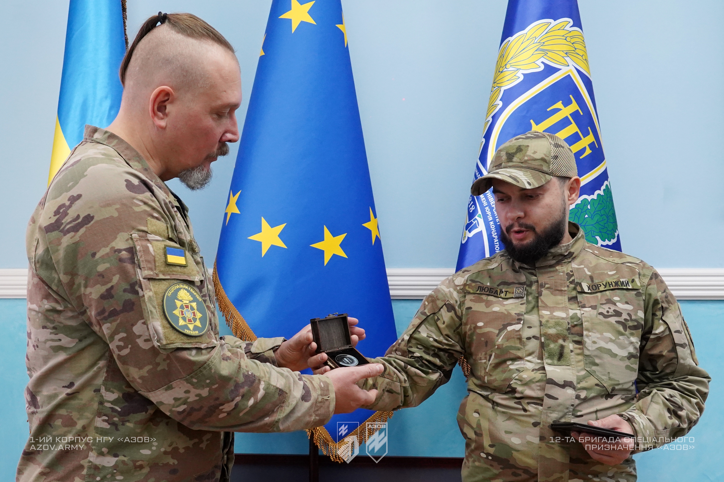 представники 12-ї бригади «азов» і 20-ї бригади «любарт» взяли участь у всеукраїнському форумі «сталеве слово»